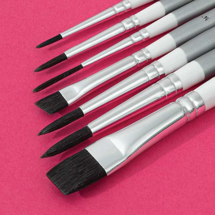 artPOP! Premium Plus Synthetic Watercolor Brush Set (Close-up of brushes)